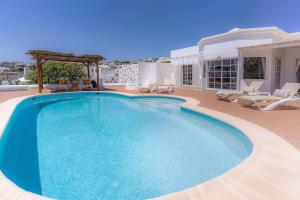 Amazing 3 Bedroom Ocean View with Pool