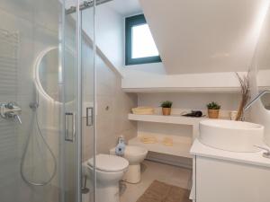 I Host Apartment - Jenner 14