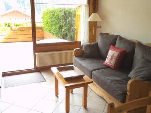 Appartements Studio cosy avec terrasse au centre du Grand-Bornand, proche des pistes et commerces - FR-1-467-83 : photos des chambres