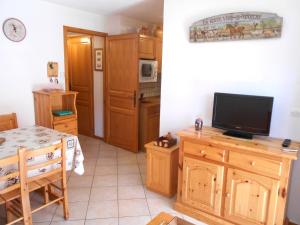 Appartements Studio cosy avec terrasse au centre du Grand-Bornand, proche des pistes et commerces - FR-1-467-83 : photos des chambres
