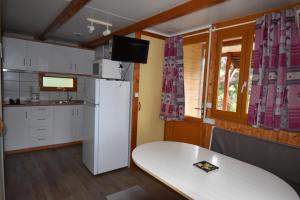 Campings CAMPING PLEIN SOLEIL : photos des chambres
