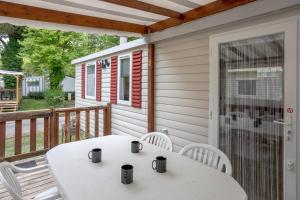 Campings Mobil-home 3 chambres - A : photos des chambres