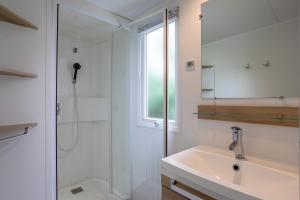 Campings Mobil-home 3 chambres - A : photos des chambres