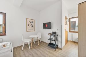 Monteur Apartments Heilbronn City - LOW BUDGET, PARKING, WIFI, SMART TV NEW