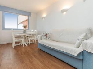 Apartment Residencial Cap Salou-1 by Interhome