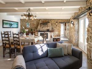 Holiday Home Ty Lez by Interhome