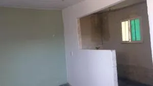 Casa de telha sem mobília - Duque de Caxias