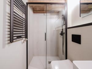 Luxury 2 Story Apartment Near Passeig de Gracia