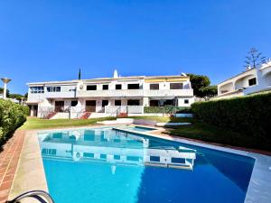 Vilamoura Classic 2 with Pool by Homing