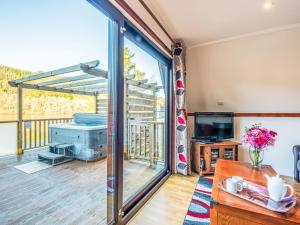 Chalet Lodge 26 by Interhome