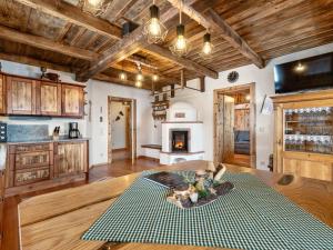 Chalet Heregger Hütte by Interhome