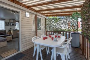 Campings Mobil-home 2 chambres - C : photos des chambres