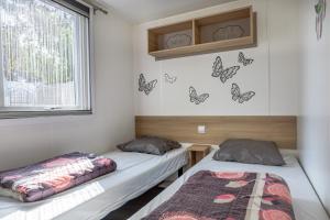 Campings Mobil-home 2 chambres - C : photos des chambres