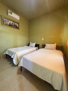 Phòng 2 Giường Đơn Hạng Bình Dân (Budget Twin Room)