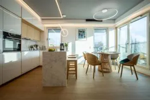 Zegrze Lake Nowoczesna Rezydencja - 比亚沃布热吉