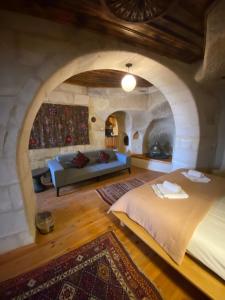 Potamia Cave Suites