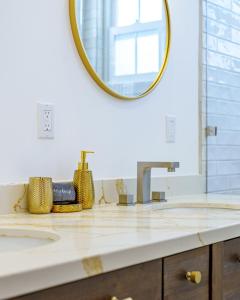 Casa Playa de Denver and Mistico Beach Club plus Boat Shuttle