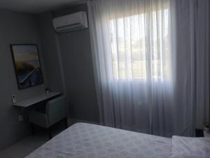 Apto 2 quartos em frente à praça nova do Imbui Excelente localização