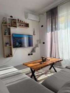 Troys Beachside Escape