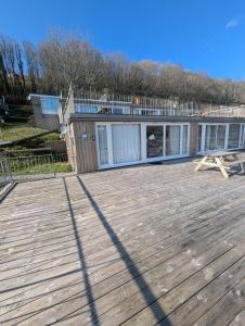 Luxury Sea View Chalet At Millendreath