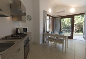 Chia, scorci di mare img19