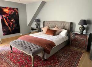 Spacious High-end Modern Loft in the City Centre Cape Town, Western Cape Listed