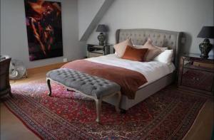 Spacious High-end Modern Loft in the City Centre Cape Town, Western Cape Listed