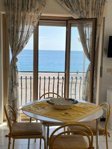 Two-Bedroom Apartment (5 Adults)