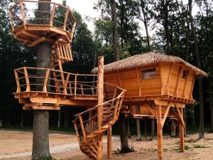 Holiday Home Treehouse 2 by Interhome - Ubytování bez kategorie ve městě Hradec Králové