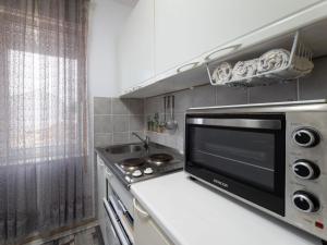 Apartment Prskalo by Interhome