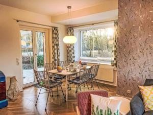 Holiday Home Seeglück by Interhome