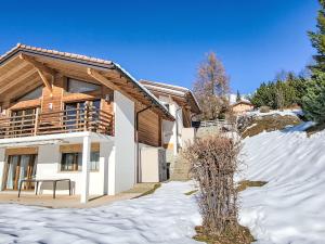 Chalet Le Souvenir by Interhome