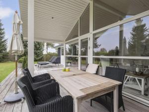 Holiday Home Enken - 750m from the sea by Interhome