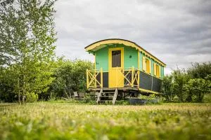 La roulotte MAGIC ! des Grillots - 贝布尔河畔东皮耶尔