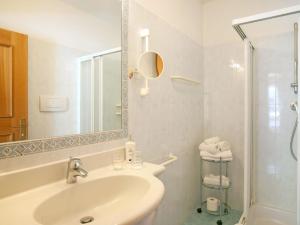 Apartment Bellavista by Interhome