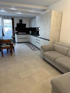 Beautiful Apartment with Swimming Pool