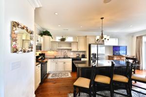 Beautiful 3 BR Ocean View House! Steps to the Beach