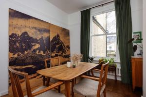 Veeve - Reach for the Stars