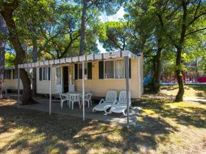 Holiday Home Green Holiday - GDO201 by Interhome