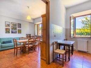 Apartment San Vivaldo- Nr- 3 by Interhome