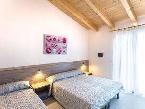 Apartment I Larici - CAO471 by Interhome