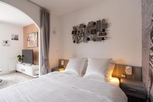 Appartements L Urban Chic - Wifi - Terrasse - Parking - 4p - RER - Paris - A6 - Orly : photos des chambres
