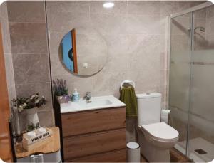 Apartamento con piscina y pista de tenis a un paso de la playa