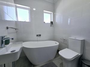 52 The Bridge Apartment