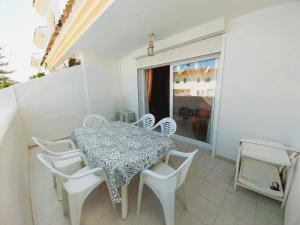 Buenavista duplex 3 beds close to amenities and beach in Calahonda