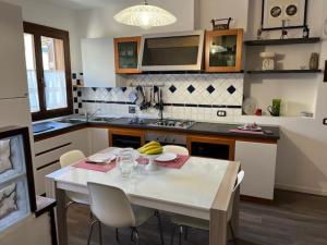 San Gaggio Apartment with Patio