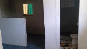 Casa de telha sem mobília