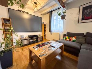 Appartements Le ValBruche - Spacieux & Cosy - Centre Ville - Commerces a Proximite : photos des chambres