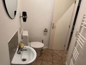 Centre de Bruxelles, Studio B