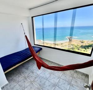 Amazing apt ocean view, 10 min Airport